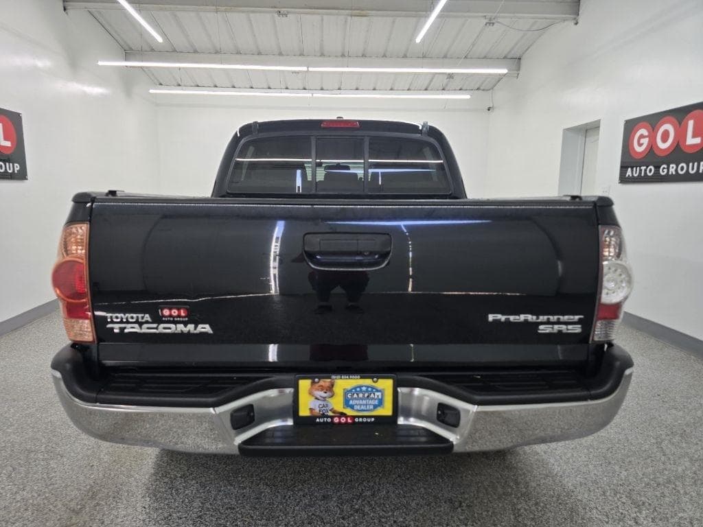 2011 TOYOTA Tacoma - Image 4