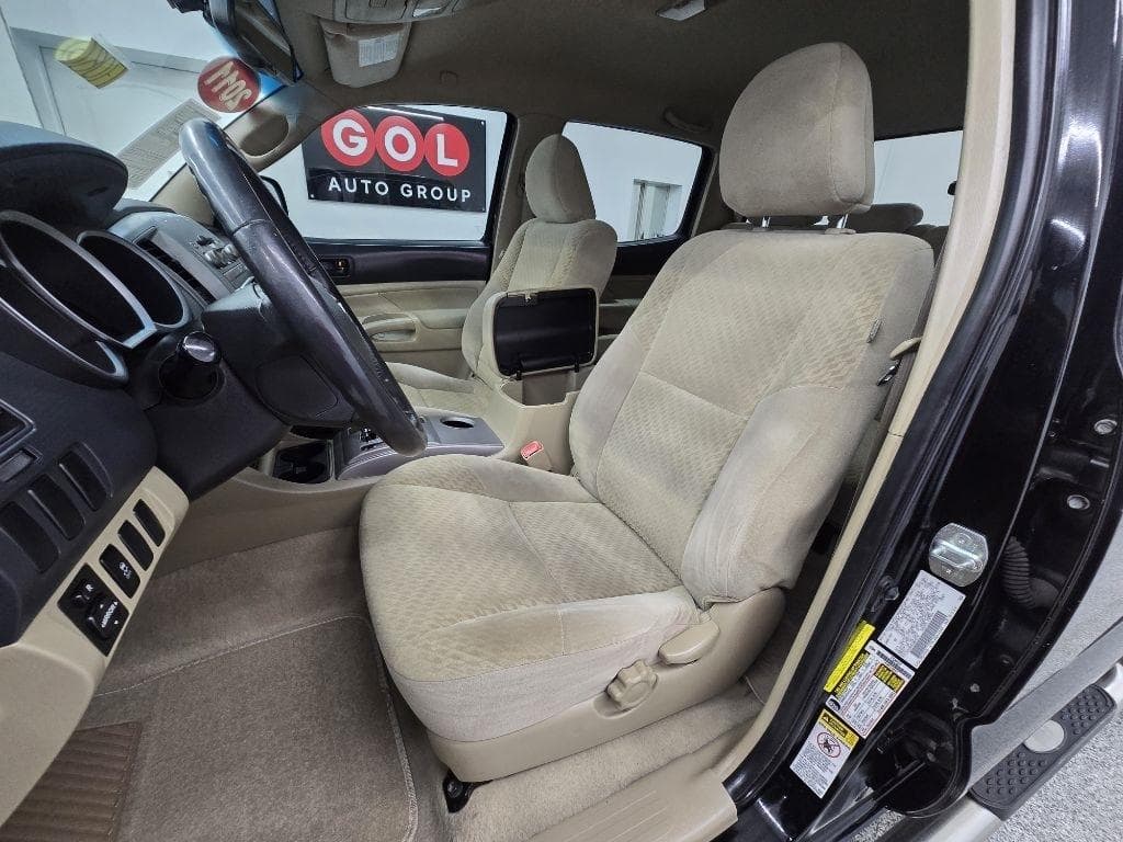 2011 TOYOTA Tacoma - Image 11