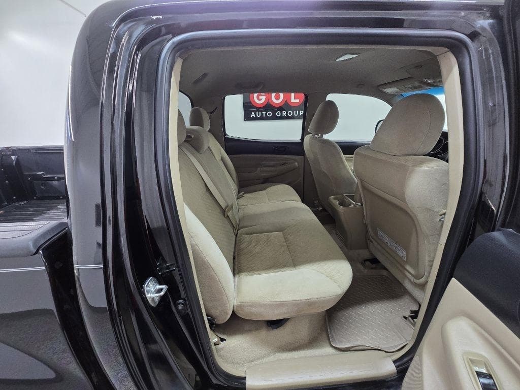 2011 TOYOTA Tacoma - Image 14