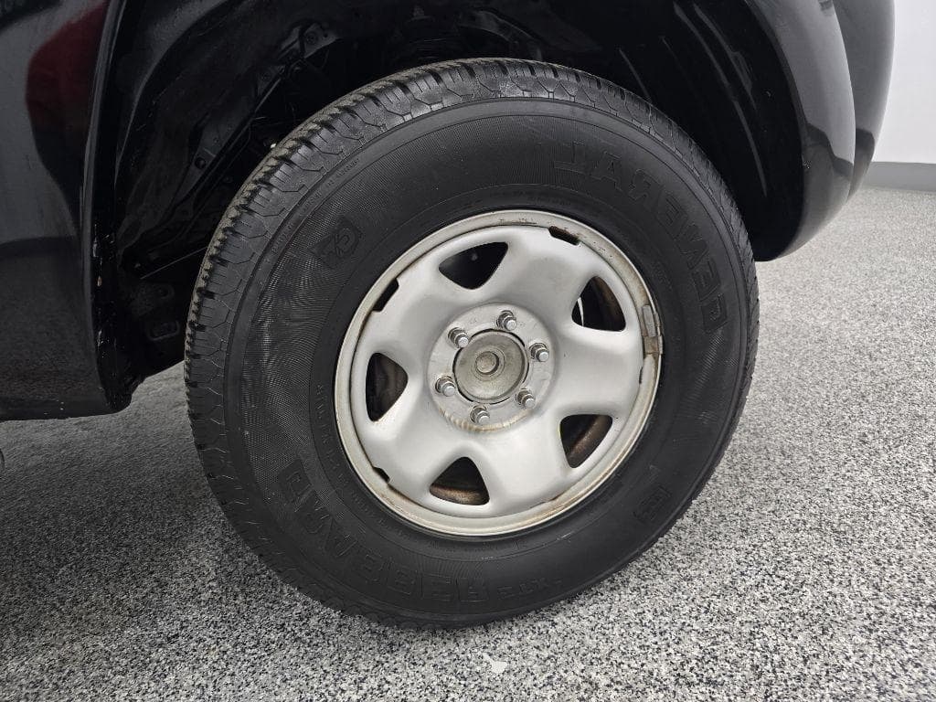 2011 TOYOTA Tacoma - Image 30