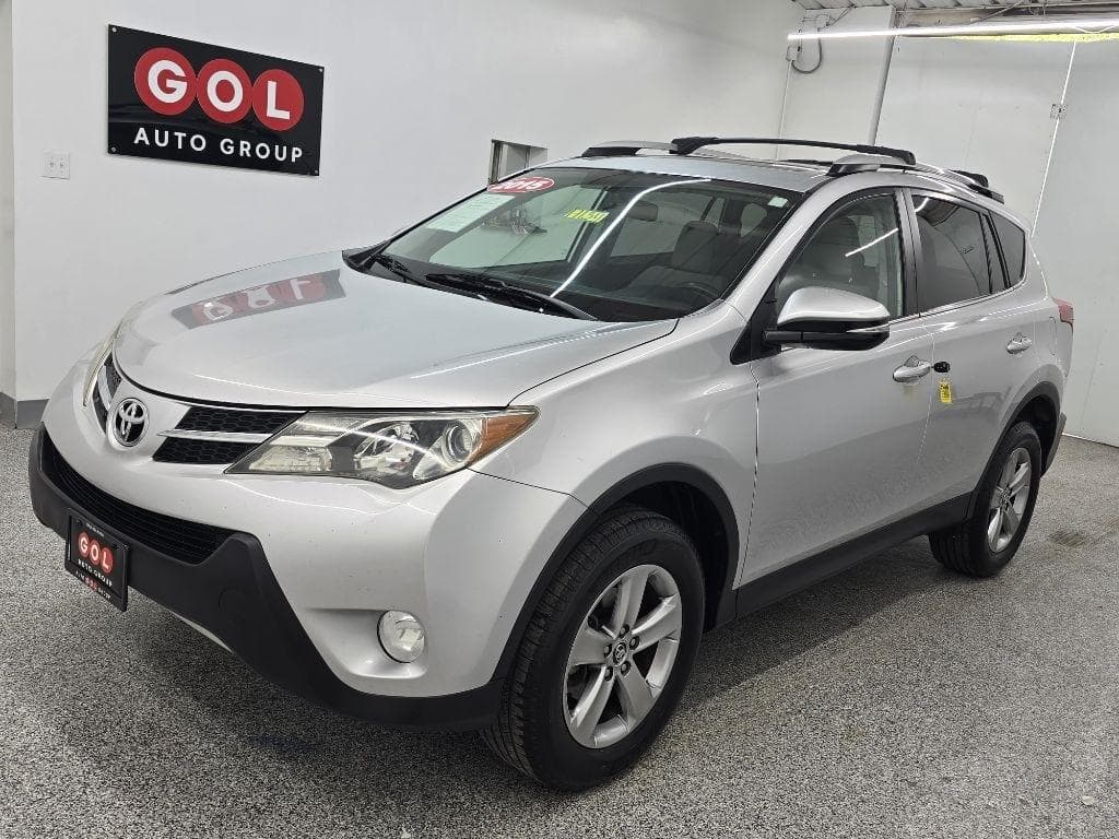 2015 TOYOTA RAV4 - Image 2