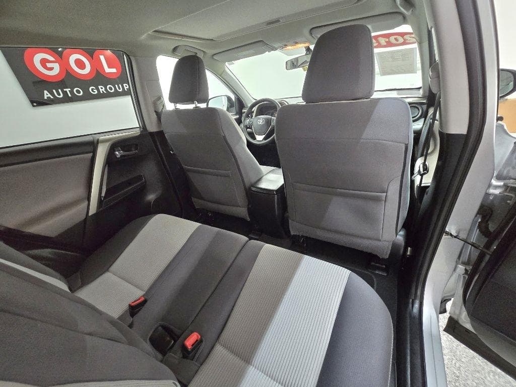 2015 TOYOTA RAV4 - Image 16