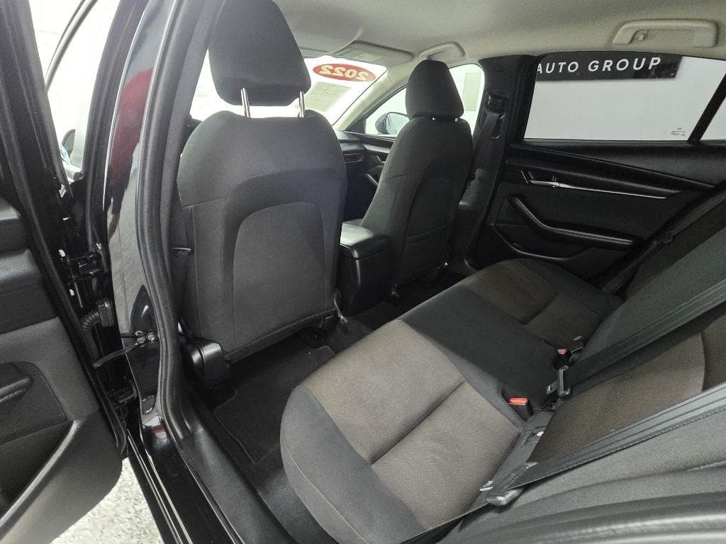 2022 MAZDA MAZDA3 - Image 11
