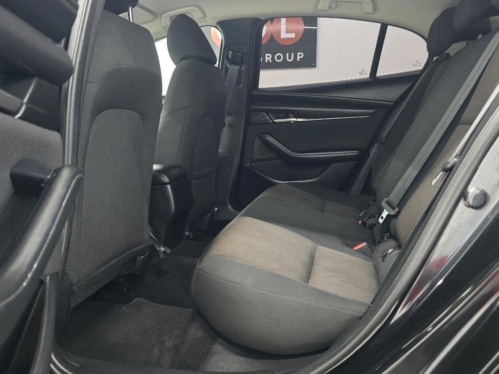 2022 MAZDA MAZDA3 - Image 12