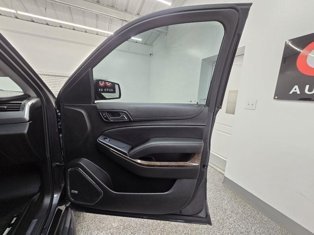 2017 CHEVROLET Tahoe - Image 27