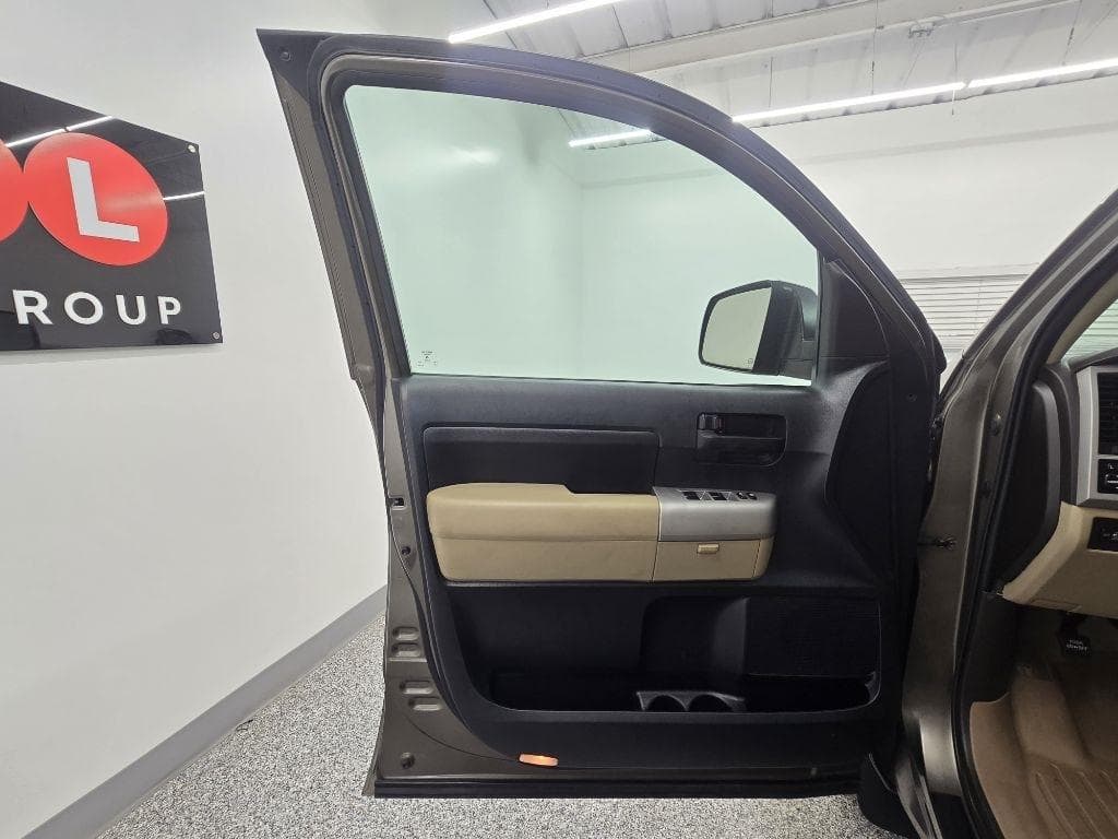 2008 TOYOTA Tundra - Image 26