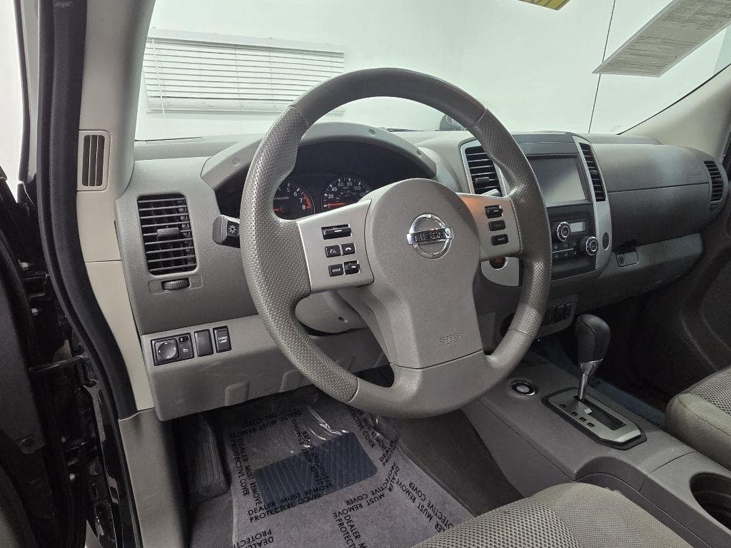 2021 NISSAN Frontier - Image 10