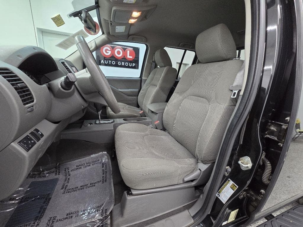 2021 NISSAN Frontier - Image 11