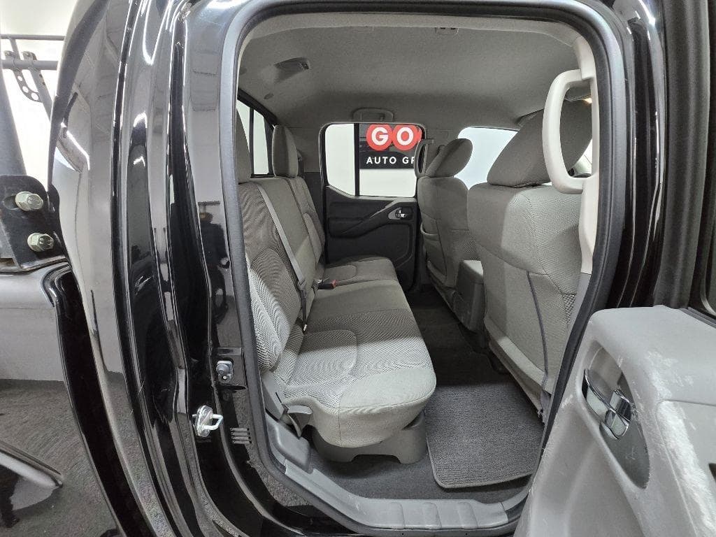 2021 NISSAN Frontier - Image 16