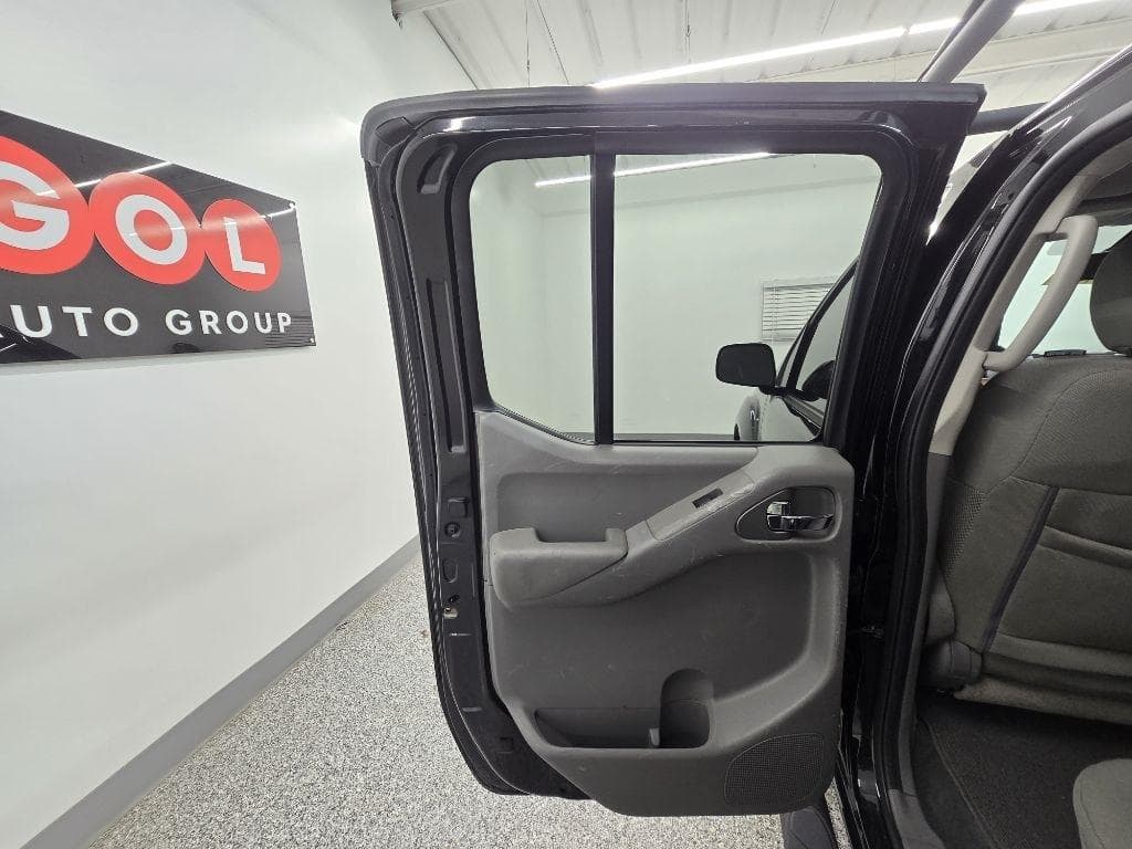 2021 NISSAN Frontier - Image 27