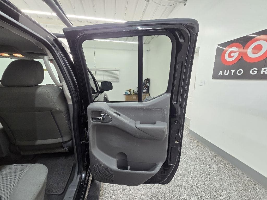 2021 NISSAN Frontier - Image 28