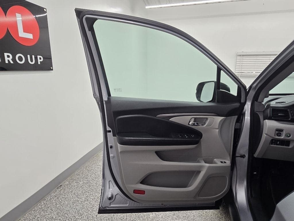 2019 HONDA Pilot - Image 30