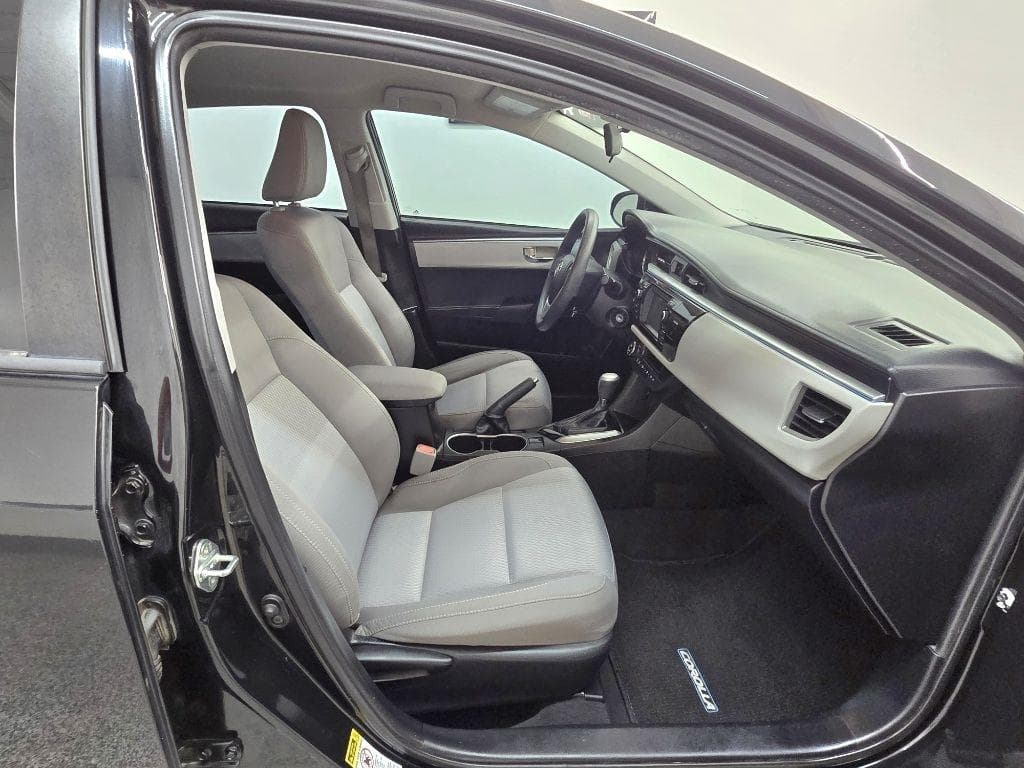 2016 TOYOTA Corolla - Image 18