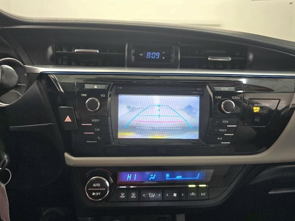 2016 TOYOTA Corolla - Image 24