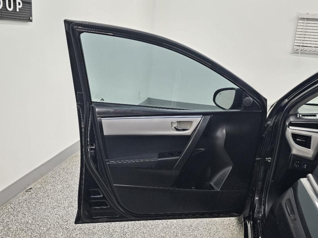 2016 TOYOTA Corolla - Image 26