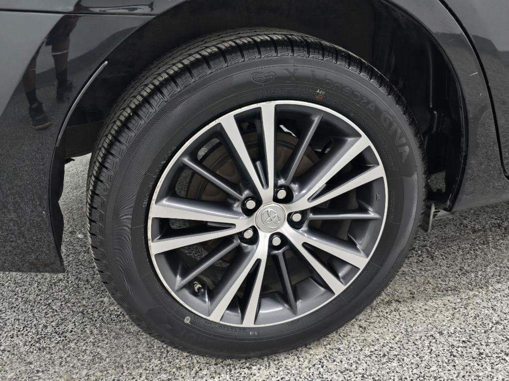 2016 TOYOTA Corolla - Image 31