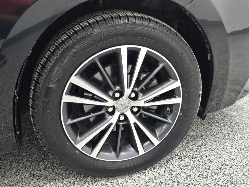 2016 TOYOTA Corolla - Image 32