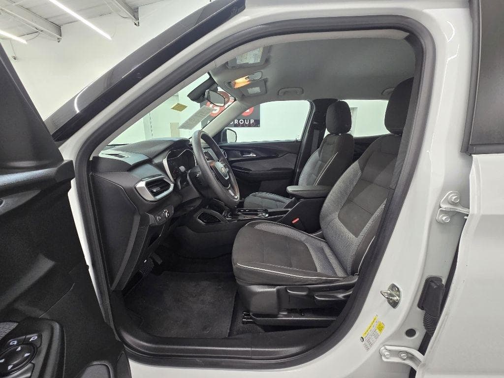 2022 CHEVROLET TrailBlazer - Image 8