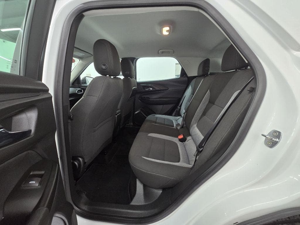 2022 CHEVROLET TrailBlazer - Image 10
