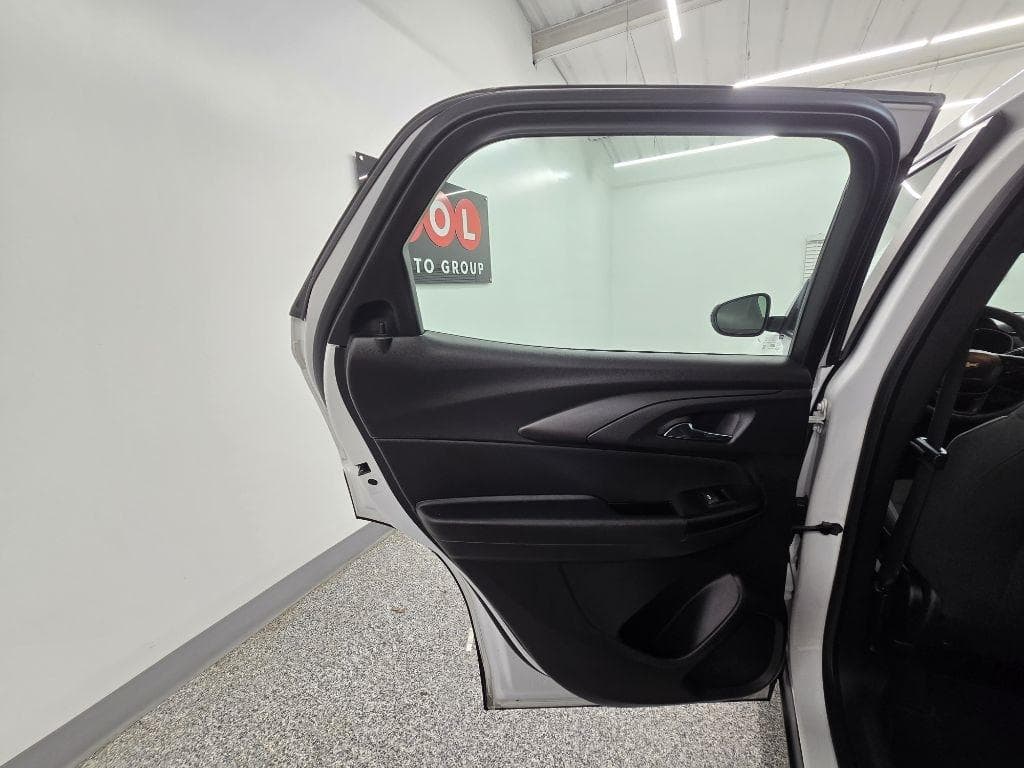2022 CHEVROLET TrailBlazer - Image 25