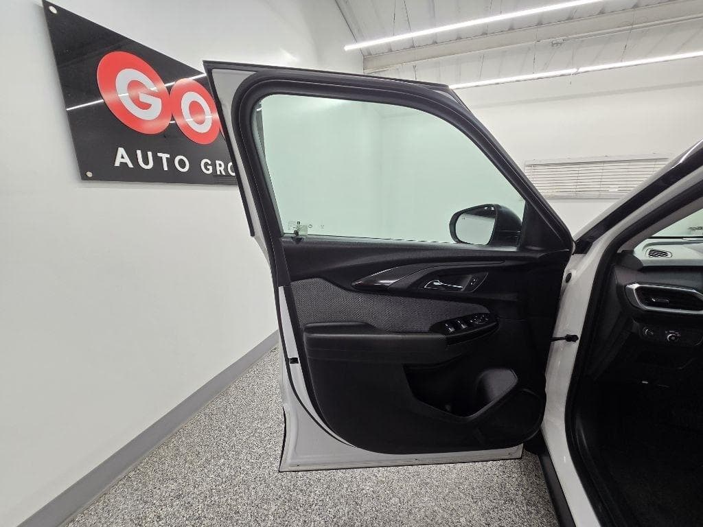 2022 CHEVROLET TrailBlazer - Image 26