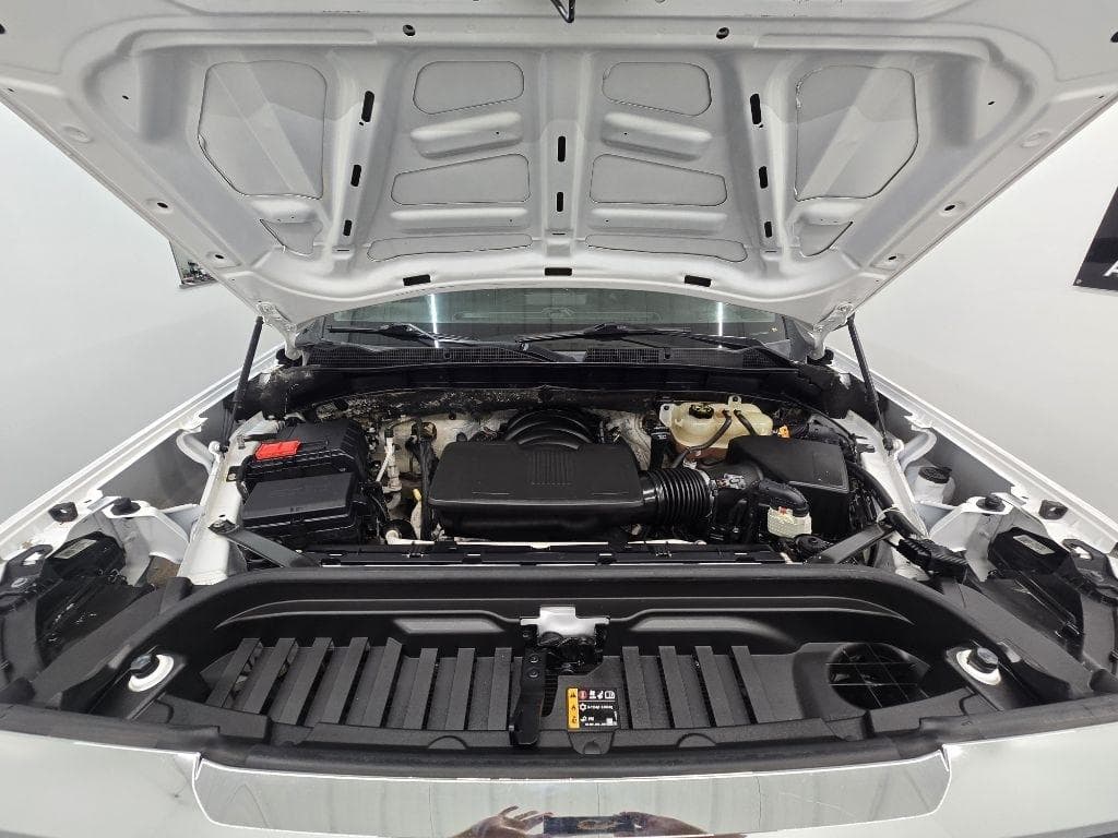 2020 GMC Sierra - Image 25