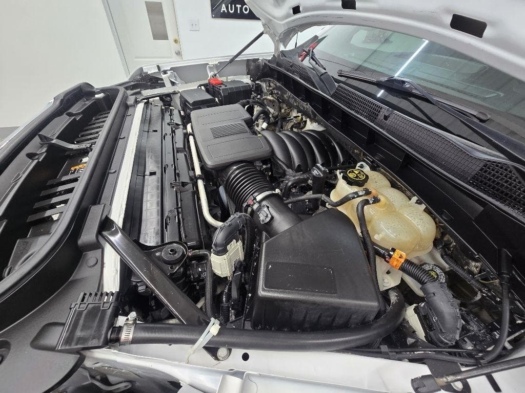 2020 GMC Sierra - Image 27