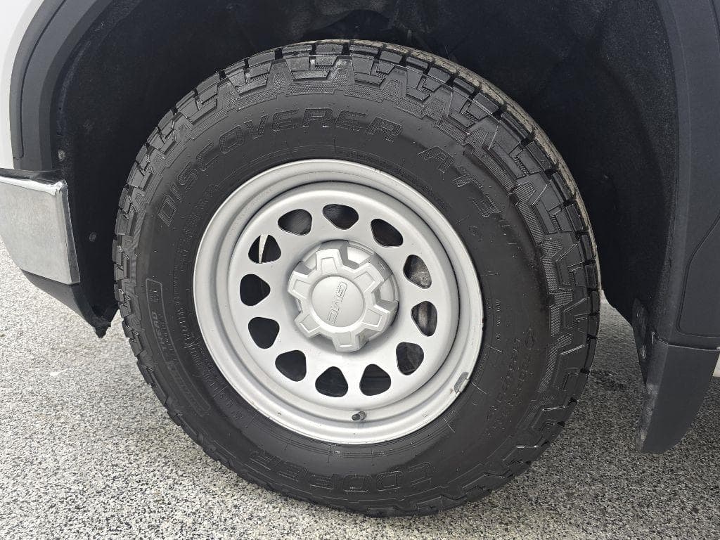 2020 GMC Sierra - Image 34