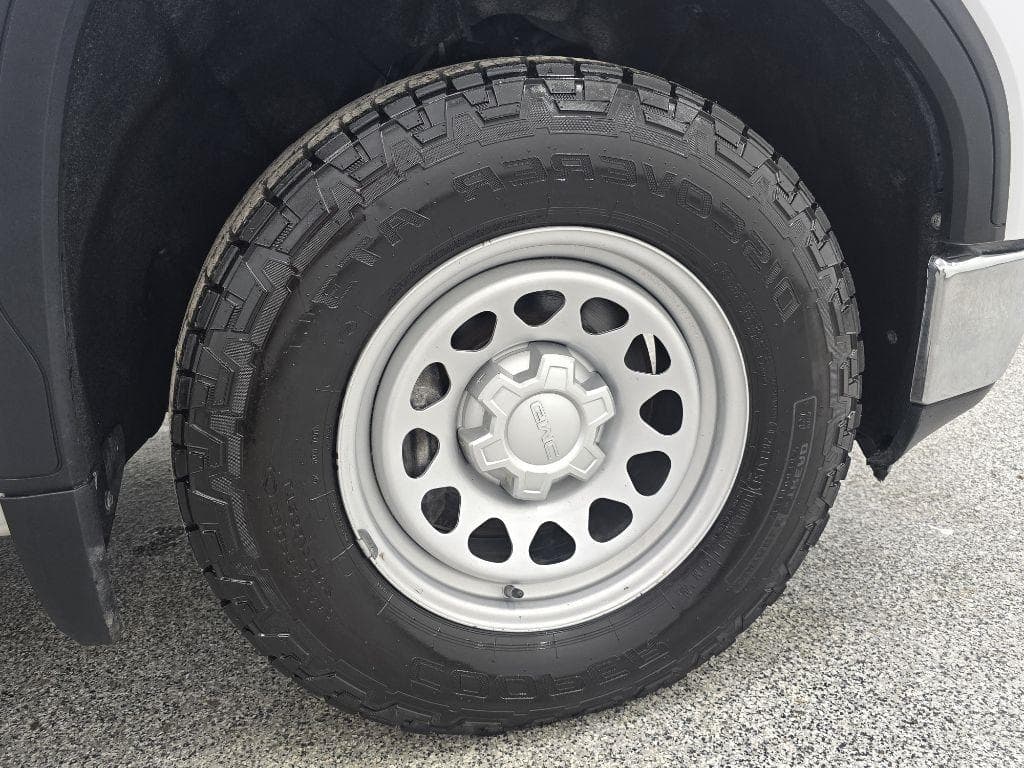 2020 GMC Sierra - Image 37