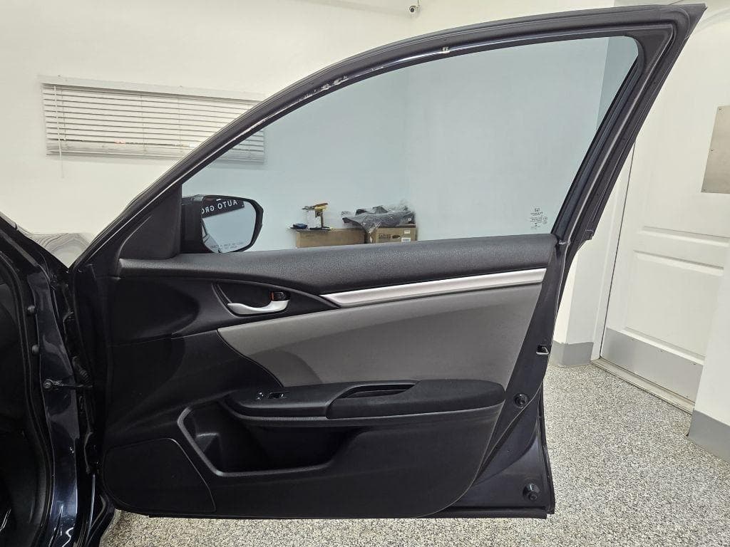 2018 HONDA Civic - Image 25