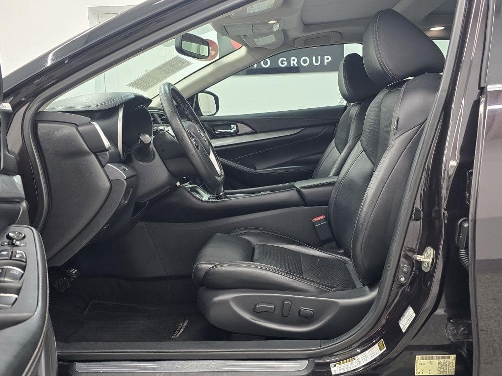 2016 NISSAN Maxima - Image 7