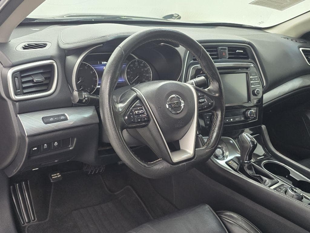 2016 NISSAN Maxima - Image 10