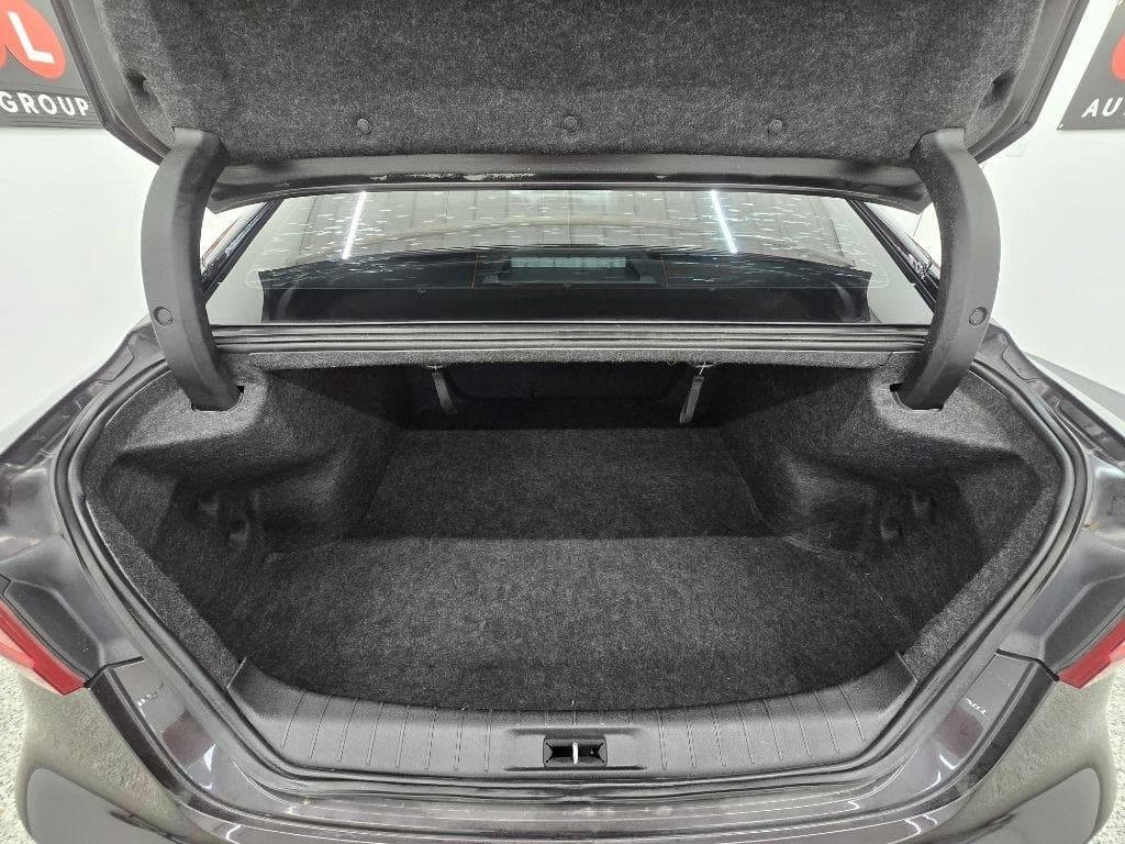 2016 NISSAN Maxima - Image 14