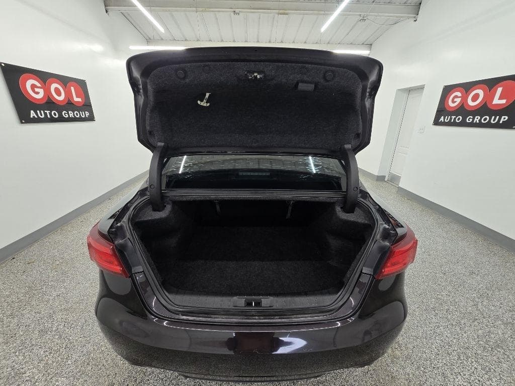 2016 NISSAN Maxima - Image 15