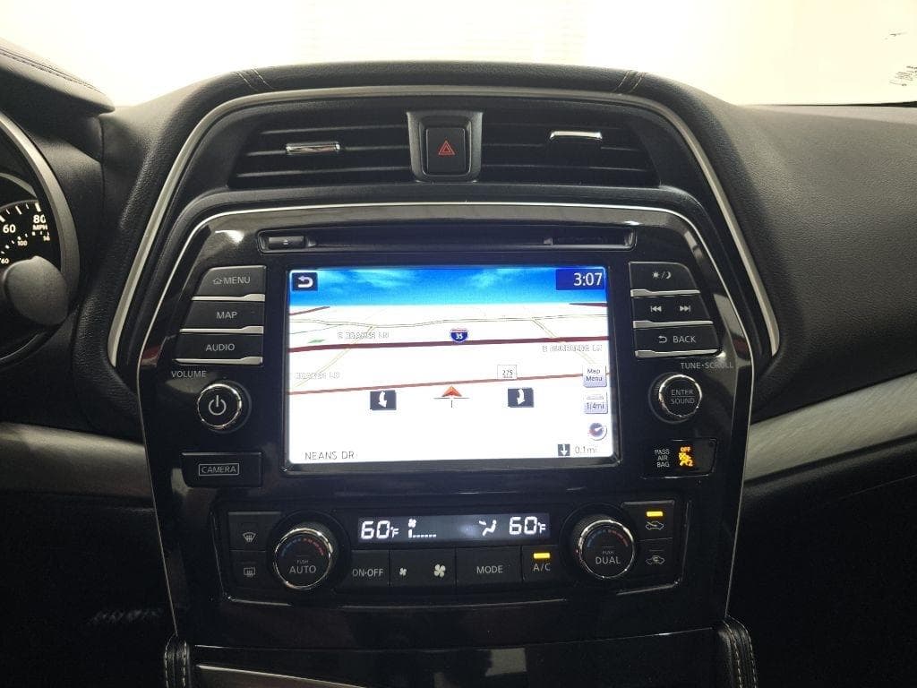 2016 NISSAN Maxima - Image 22