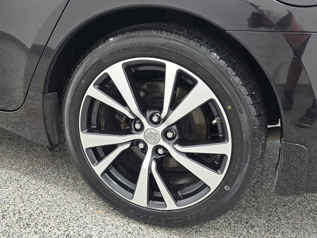 2016 NISSAN Maxima - Image 30