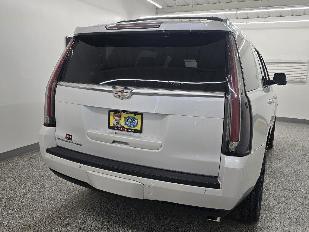 2016 CADILLAC Escalade - Image 7