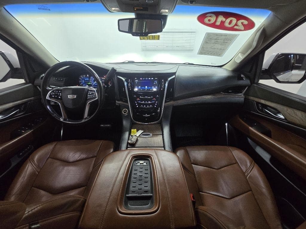 2016 CADILLAC Escalade - Image 22