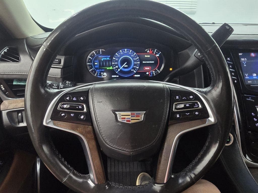 2016 CADILLAC Escalade - Image 24