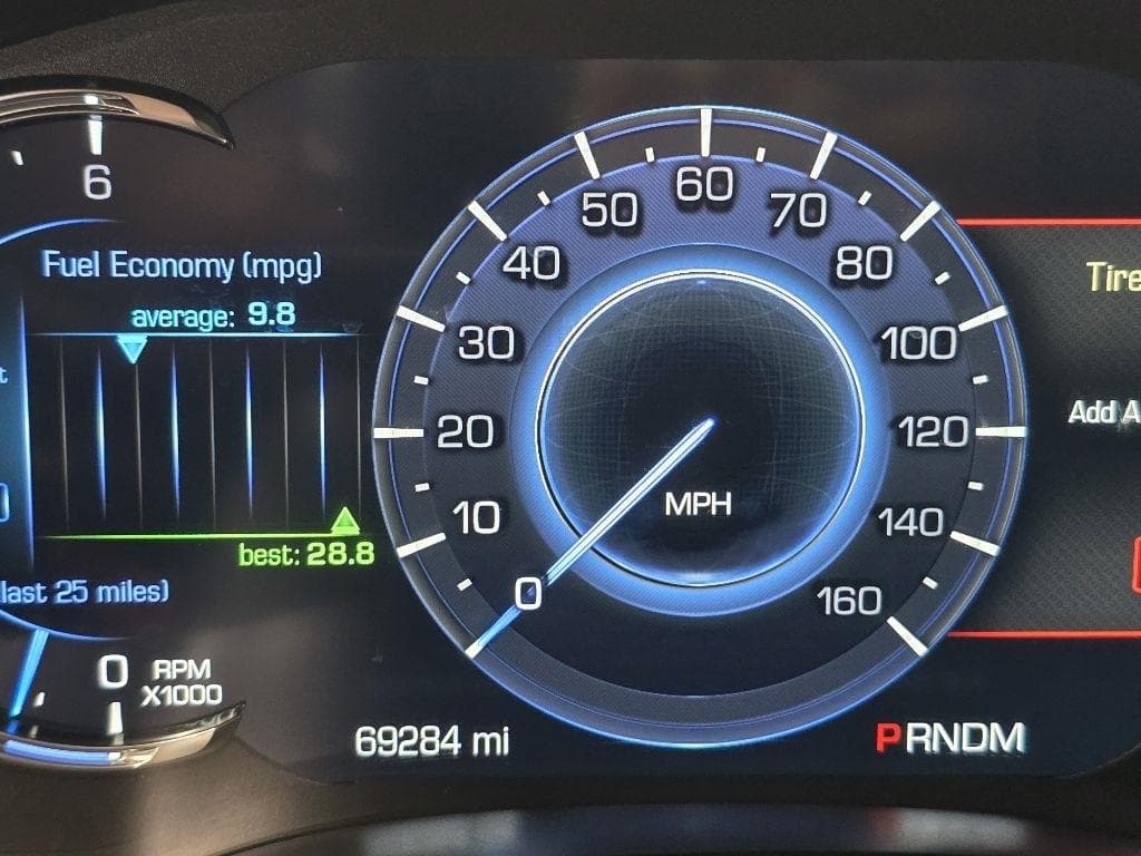 2016 CADILLAC Escalade - Image 25