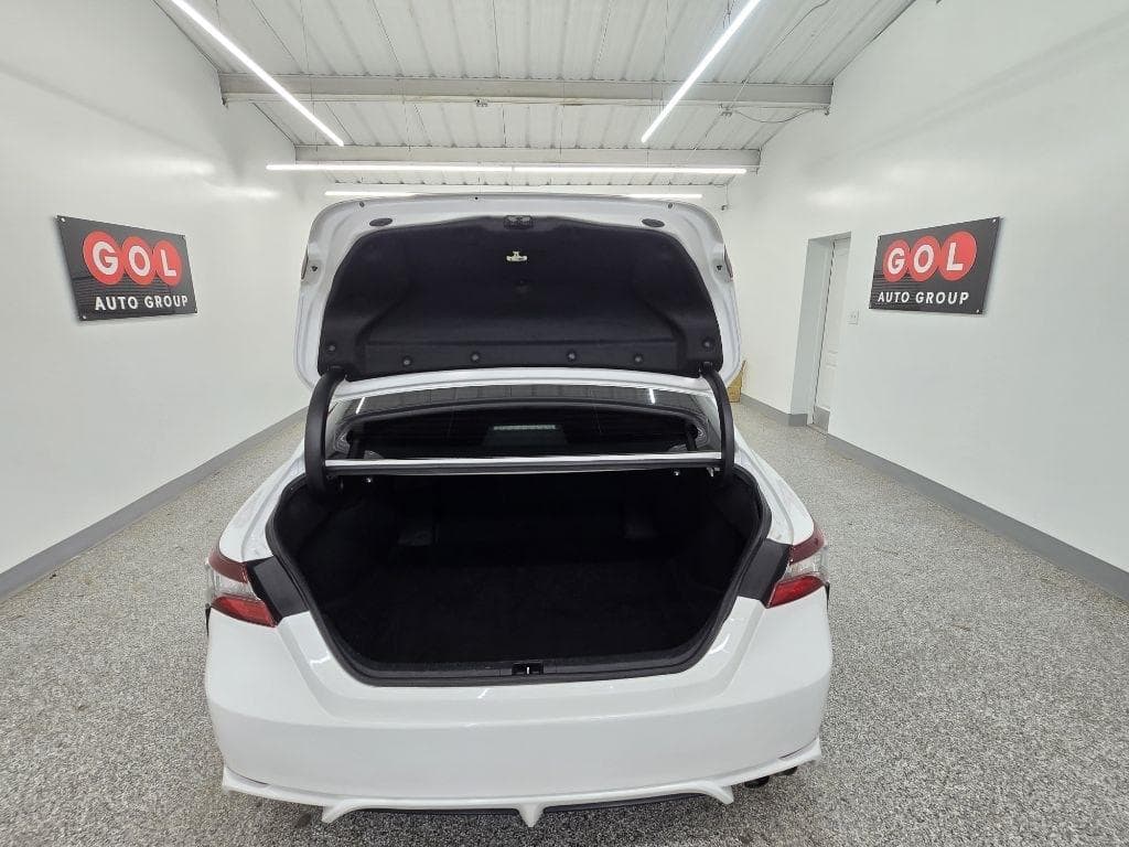 2021 TOYOTA Camry - Image 17