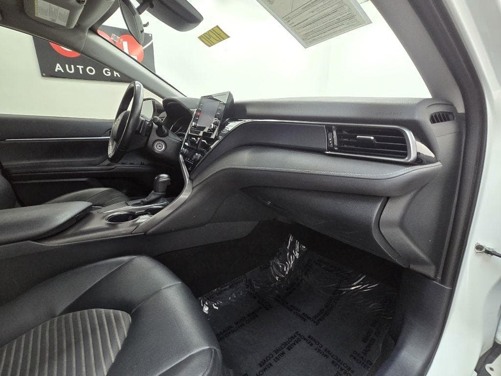 2021 TOYOTA Camry - Image 20