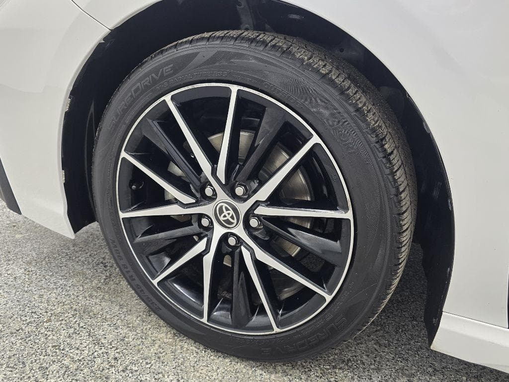 2021 TOYOTA Camry - Image 30