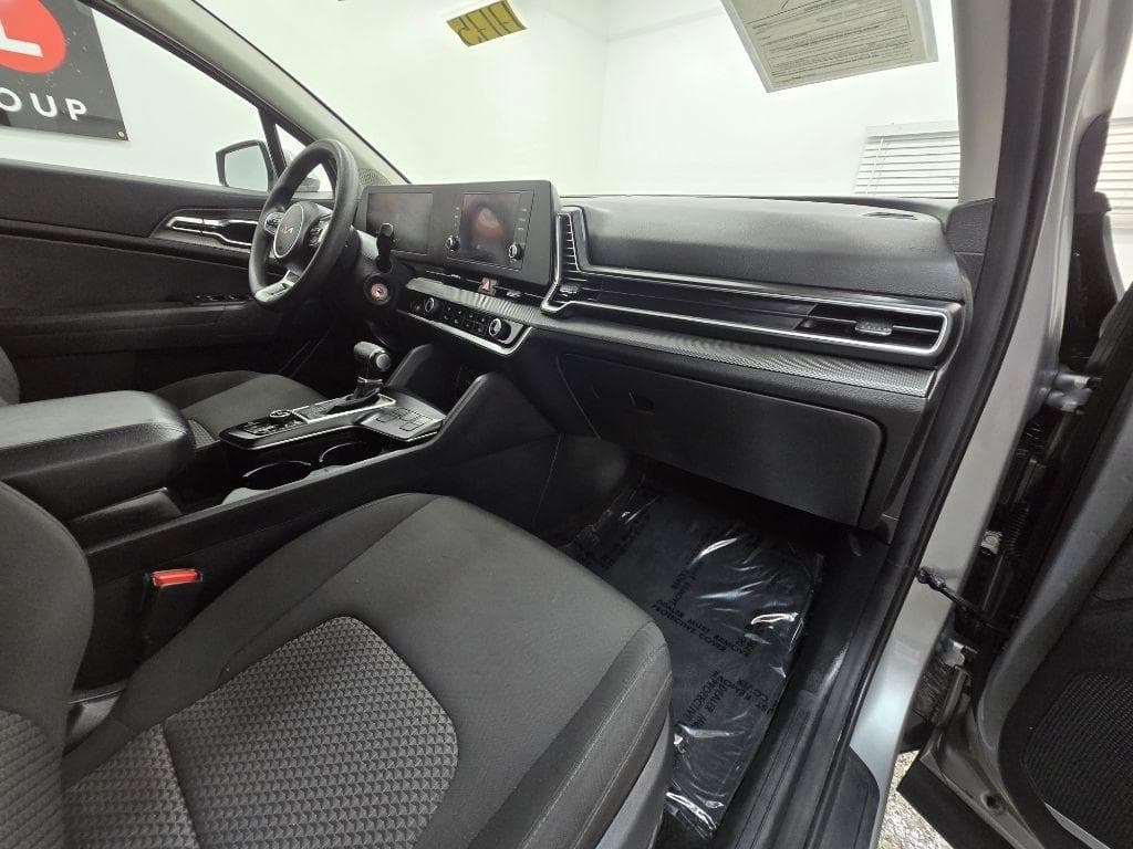 2023 KIA Sportage - Image 23