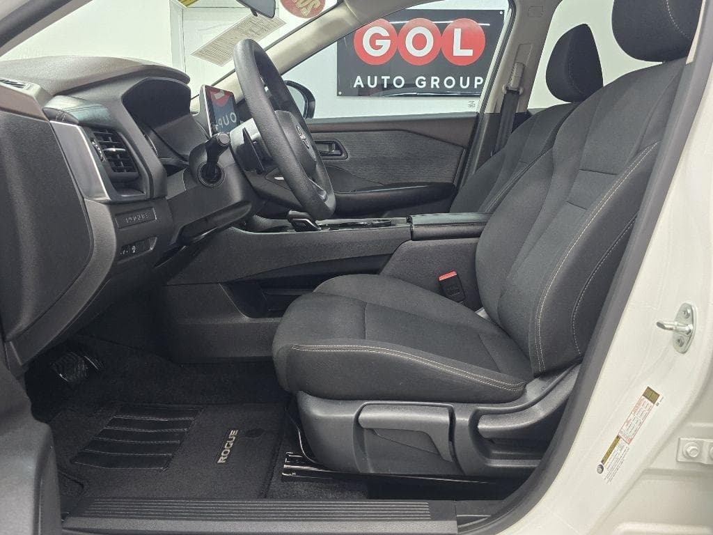 2023 NISSAN Rogue - Image 8