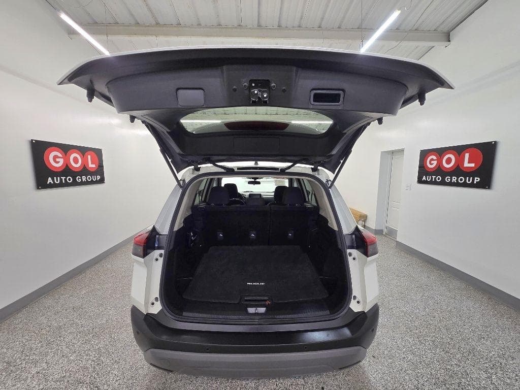 2023 NISSAN Rogue - Image 17