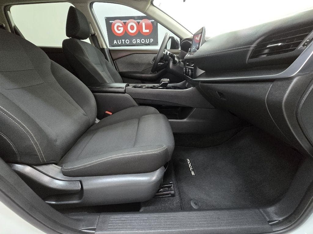 2023 NISSAN Rogue - Image 18