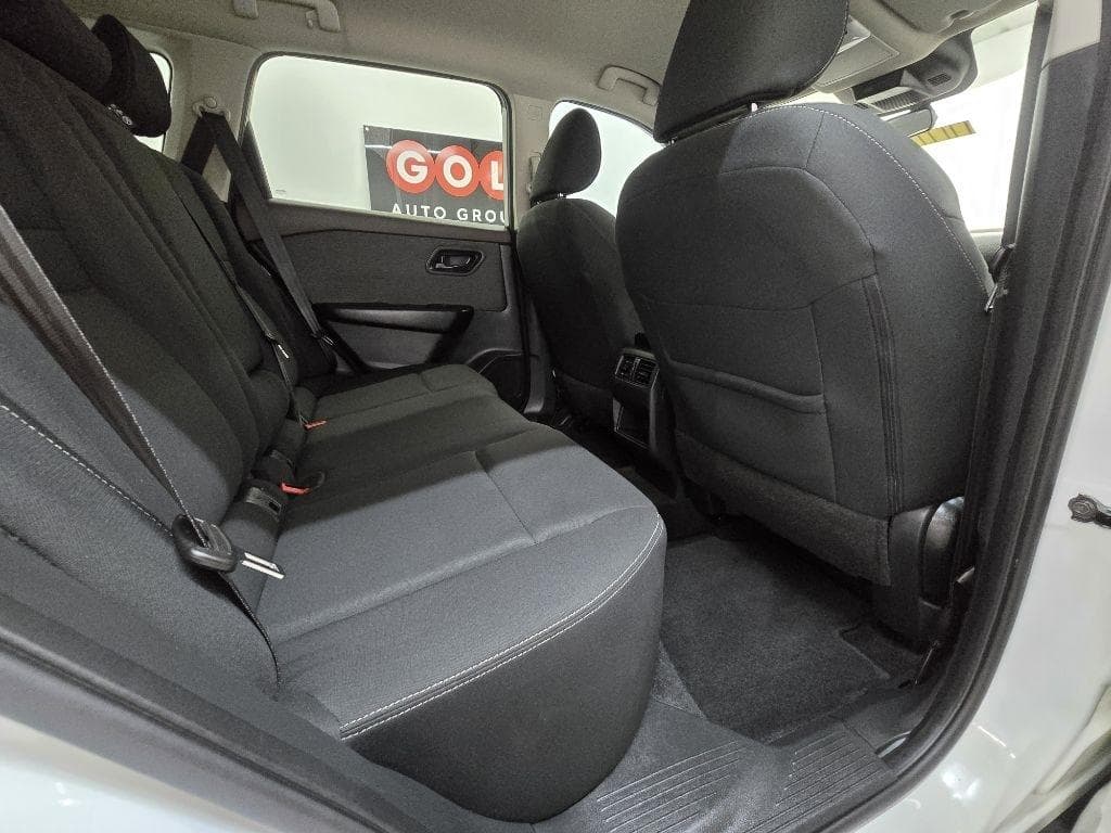 2023 NISSAN Rogue - Image 19