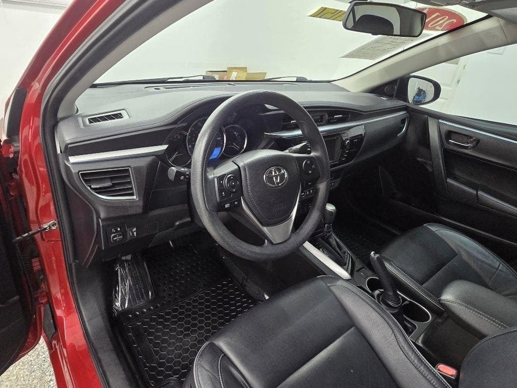 2014 TOYOTA Corolla - Image 11
