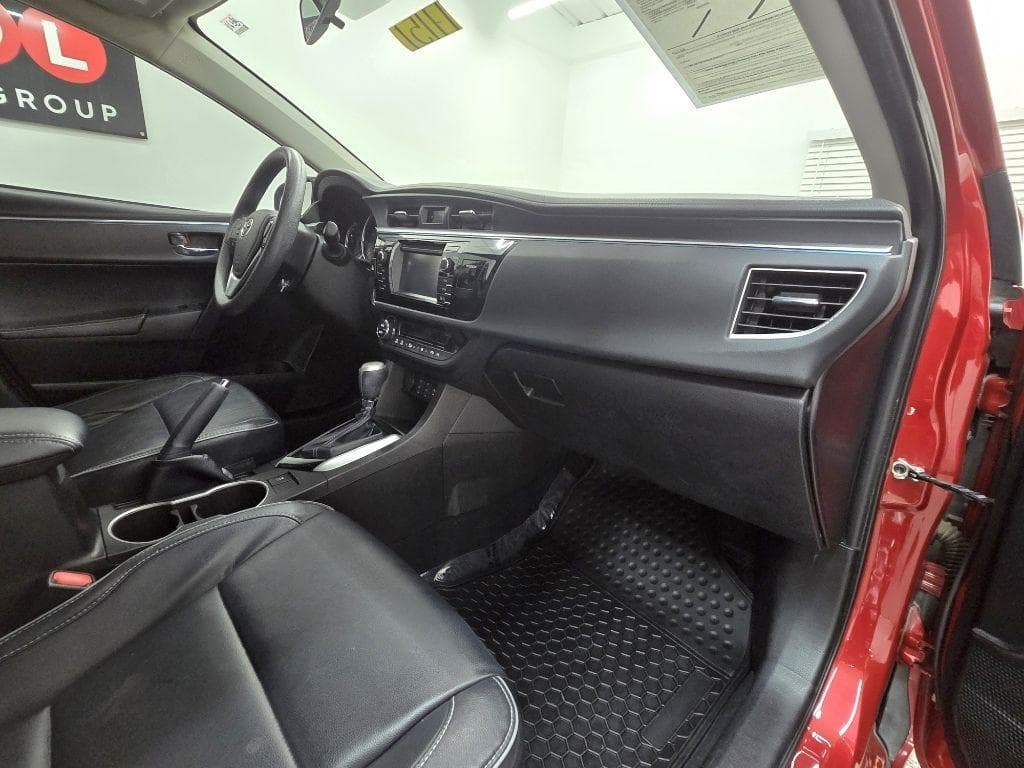 2014 TOYOTA Corolla - Image 21